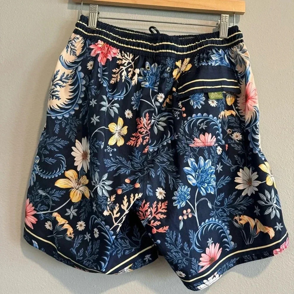 Agua Bendita Swim Trunks Floral 36 - Picture 2 of 9